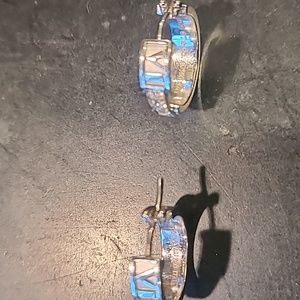 Tiffany and Co Atlas 3 diamond huggie hoops